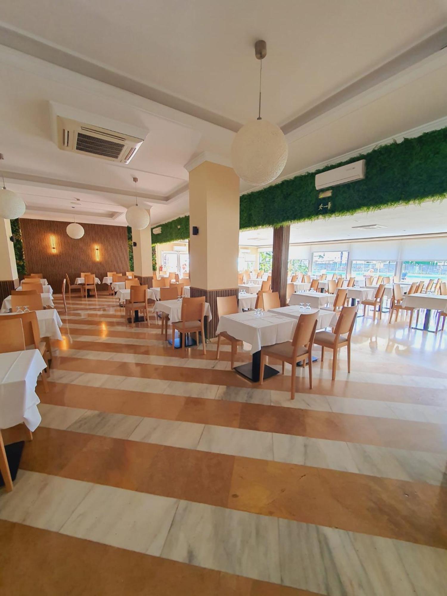La Barracuda Hotell Torremolinos Exteriör bild